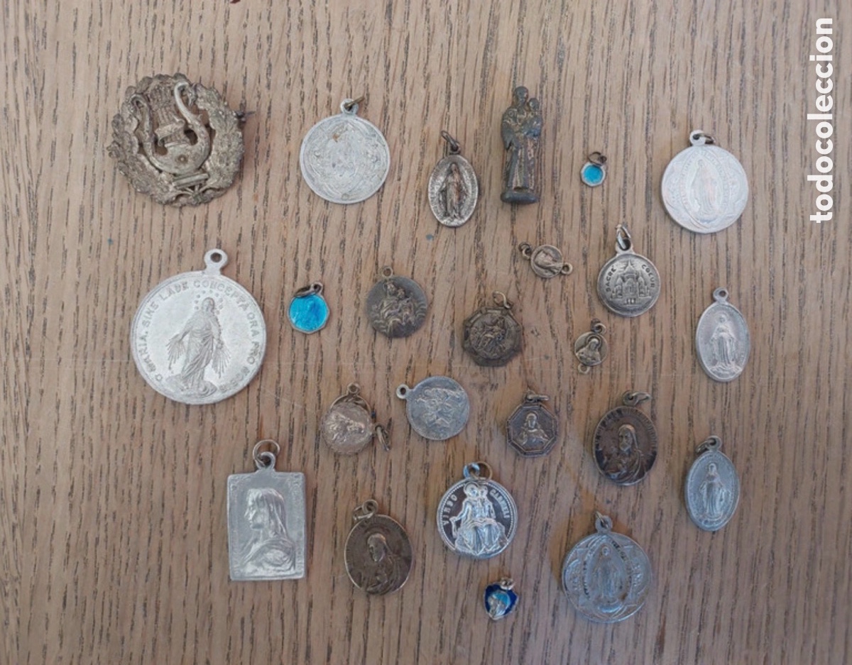 Antig&uuml;edades: Lote medallas religiosas a catalogar