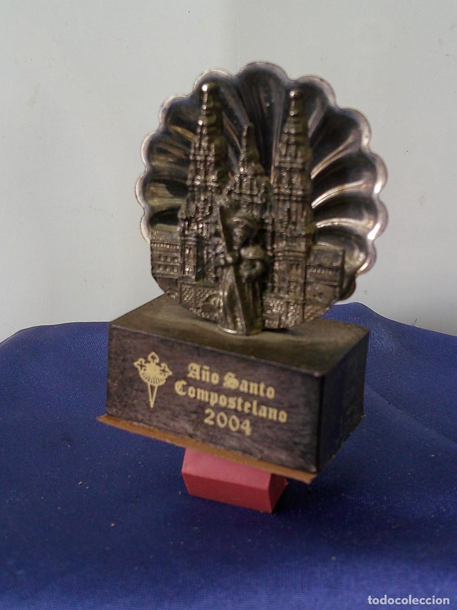 Antig&uuml;edades: &iexcl;&iexcl; A&ntilde;o Santo Compostelano. 2004. =XACOBEO 2004.= &rdquo;Conmemoracion. &rdquo; ORIGINAL. !!C-14.
