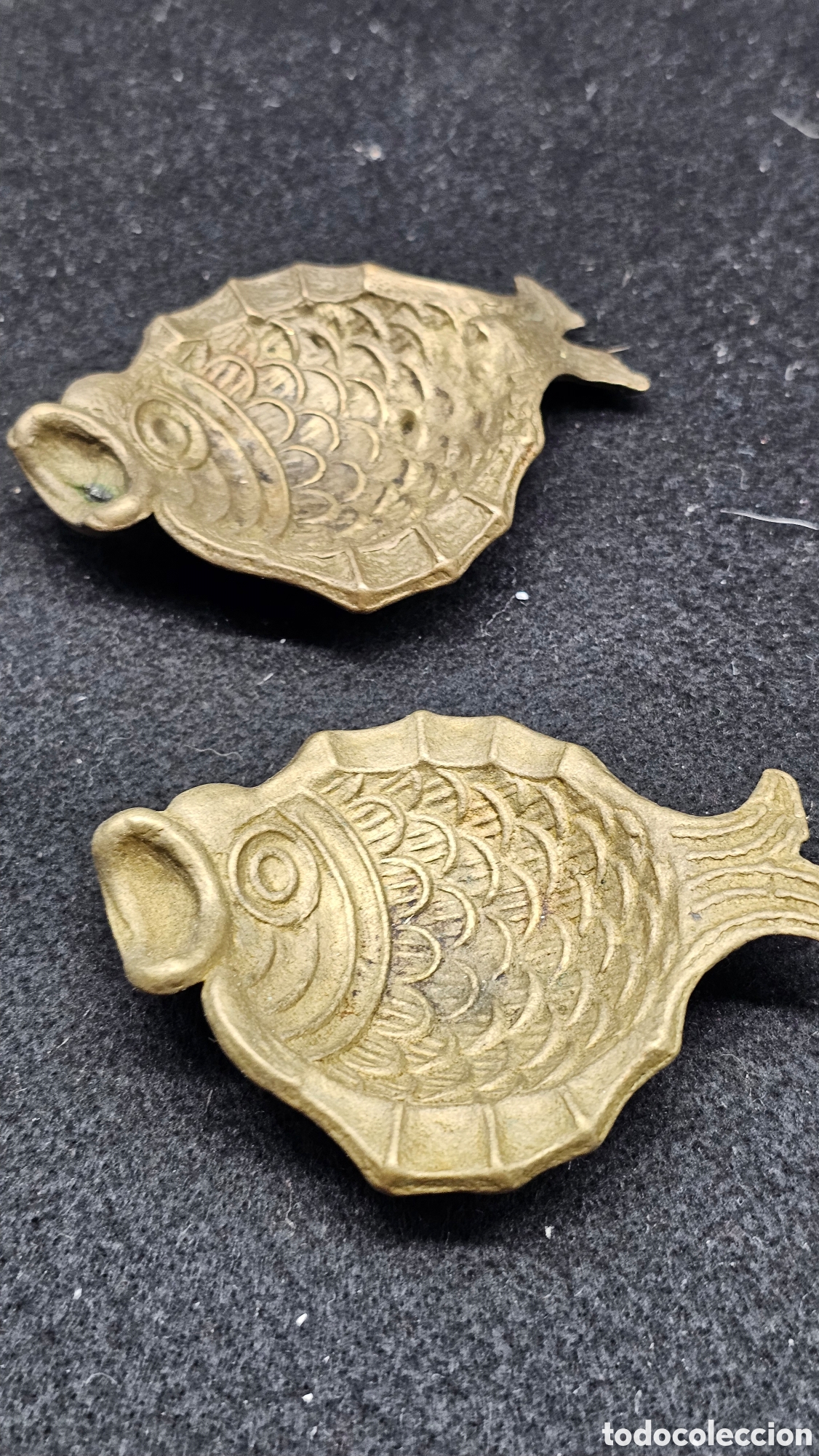 Antig&uuml;edades: Ceniceros de bronce en forma de peces