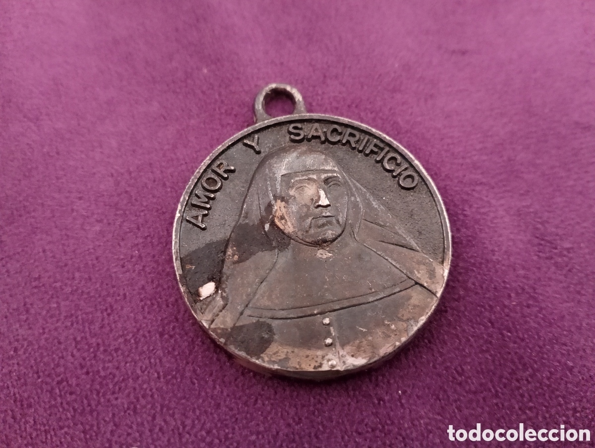 Antig&uuml;edades: Medalla antigua amor y sacrificio