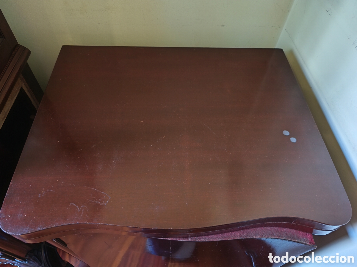 Antig&uuml;edades: Antigua m&aacute;quina de coser Singer integrada en mueble
