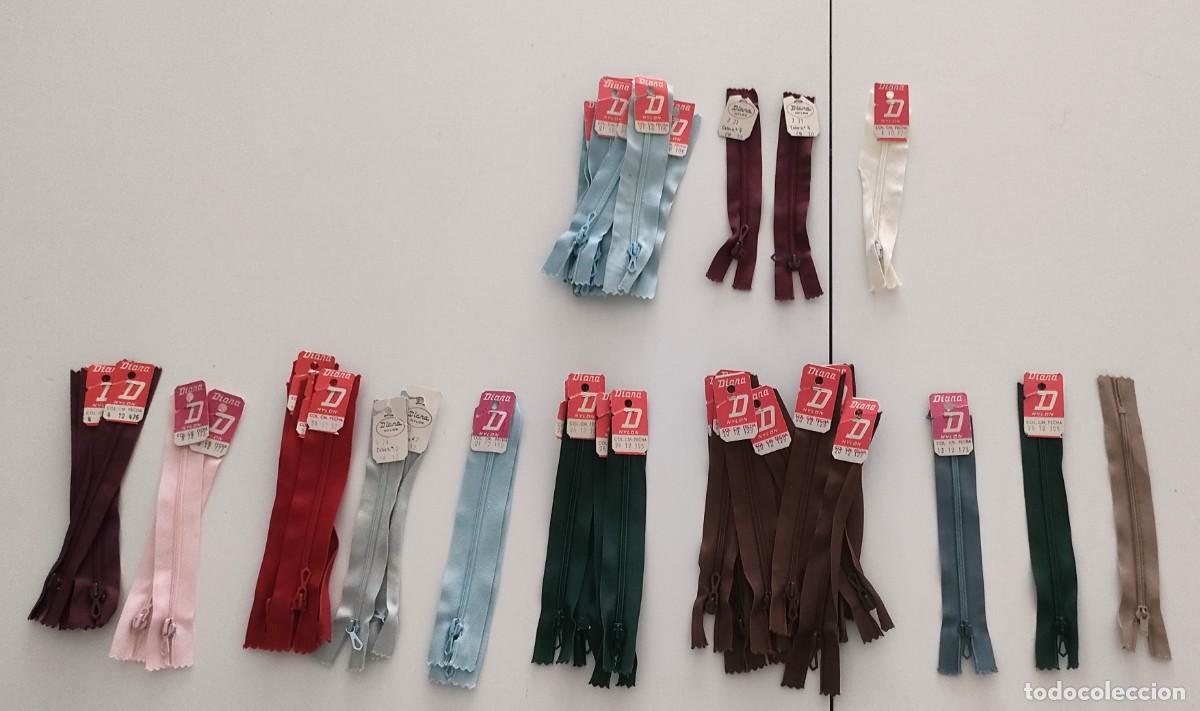 Antig&uuml;edades: Antiguo lote de 39 cremalleras marca Diana nylon de 10cm y 12cm (lote 67)