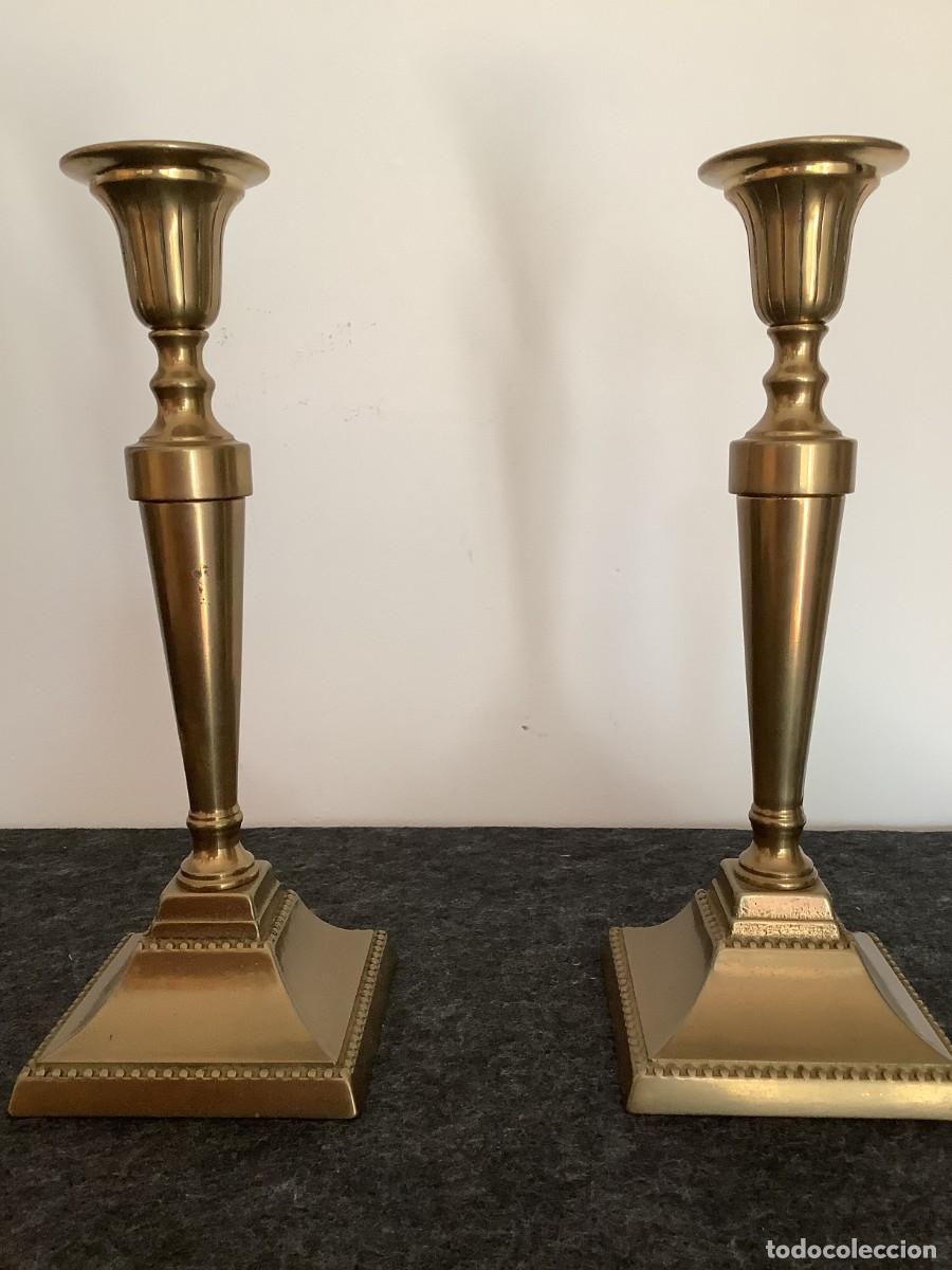 Antig&uuml;edades: Candelabros laton antiguos