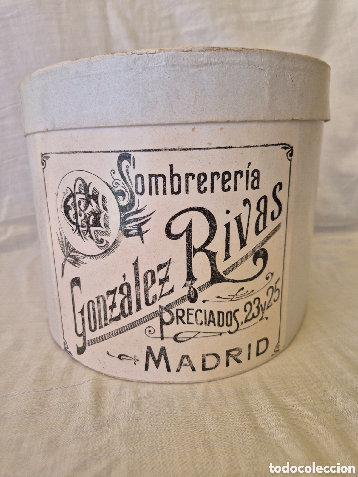 Antig&uuml;edades: Sombrero de copa antiguo Gonz&aacute;lez Rivas Madrid (c. 1915-1930) con caja original - Talle 56