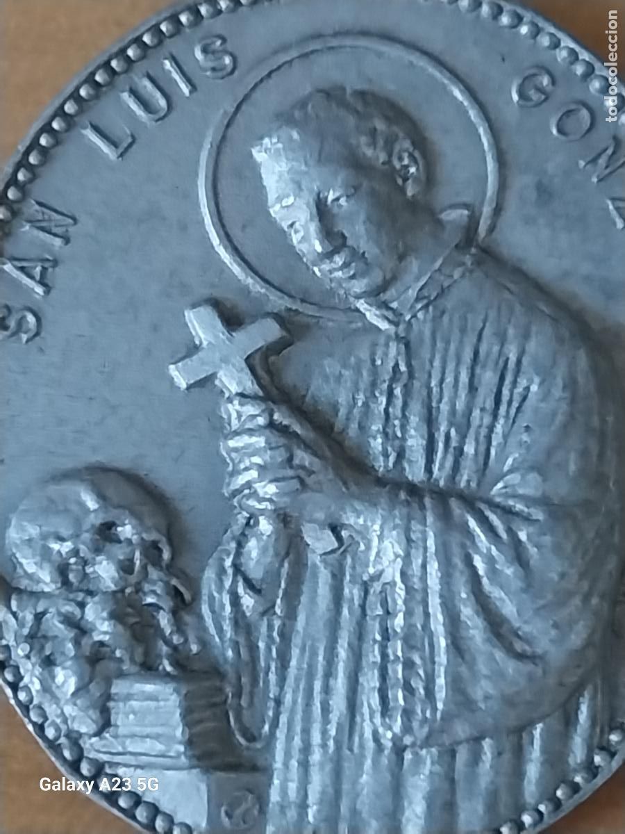 Antig&uuml;edades: SAN LUIS GONZAGA MEDALLA ALUMINIO PURISIMA CONCEPCION RELIEVE 3.88CMS ALTO