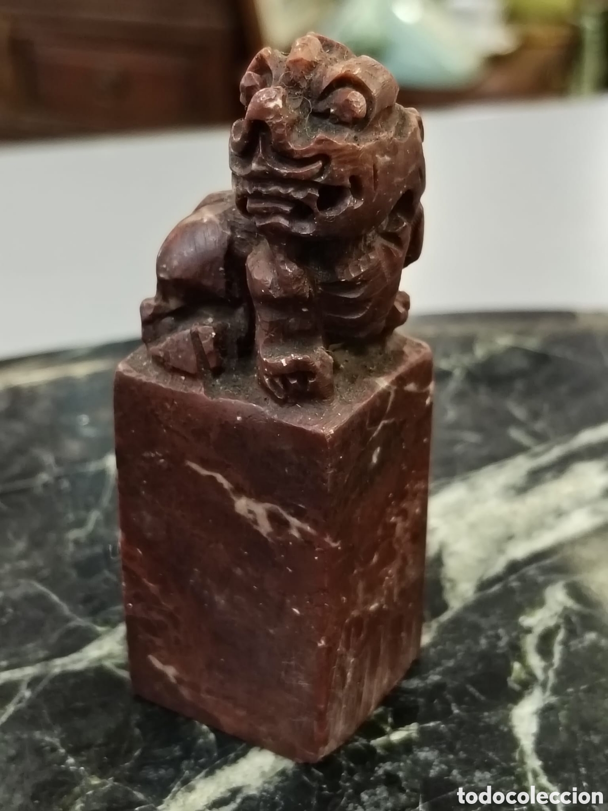 Antig&uuml;edades: sello oriental tallado a mano, frecuentemente hecho de esteatita o piedra jab&oacute;n.
