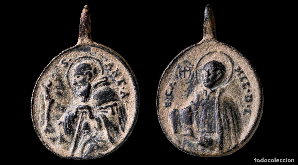 Antig&uuml;edades: Medal XVI-XVII centuries S. Antonio Abad / San Camilo de Lelis - 30x22 mm