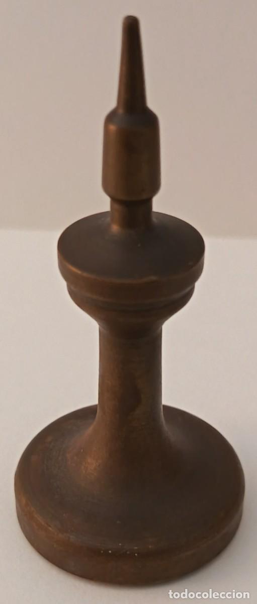 Antig&uuml;edades: Remate de bronce o cobre. Antiguo. - Foto 8