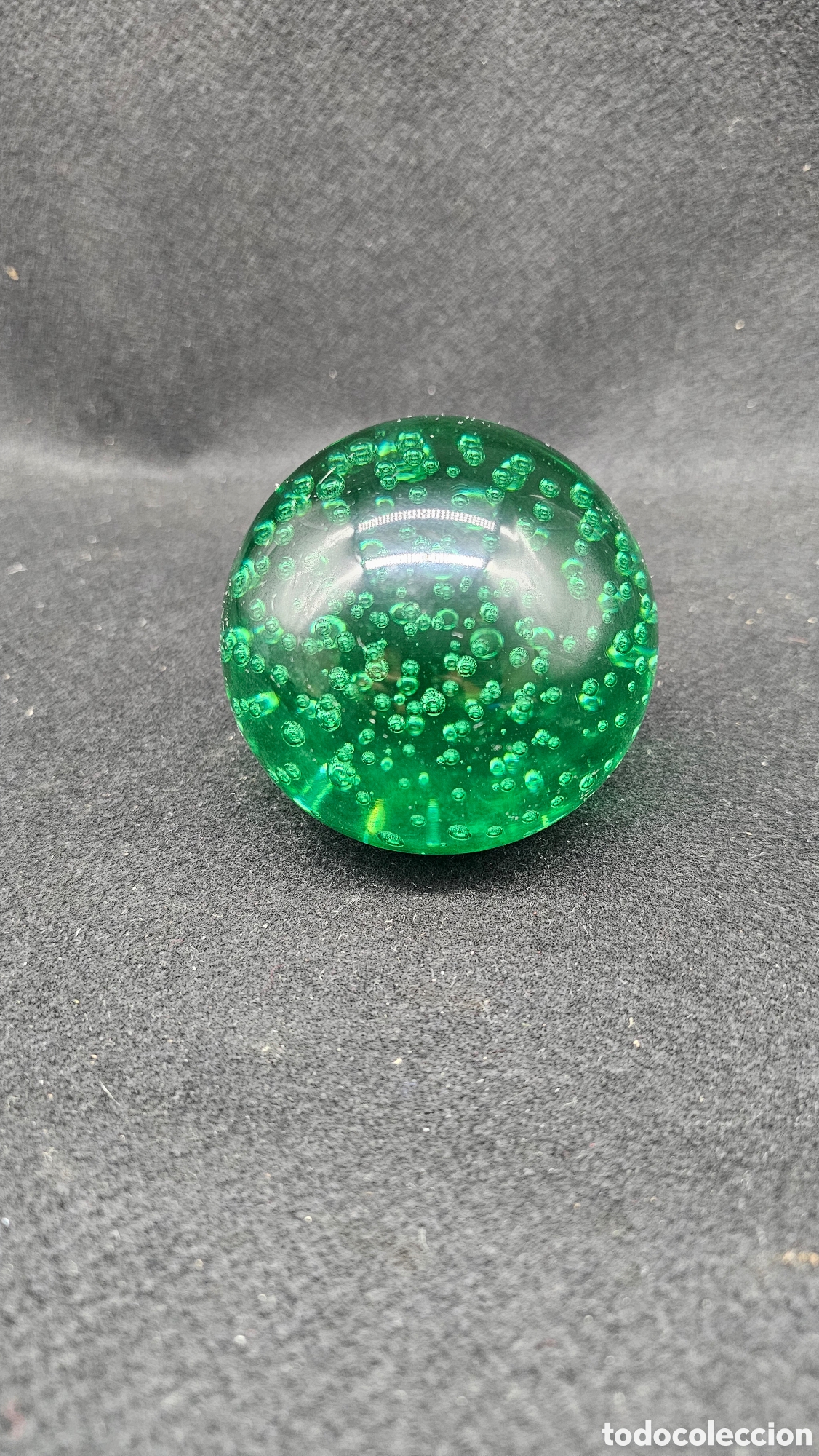 Antig&uuml;edades: Antigua esfera pisapapeles de cristal soplado