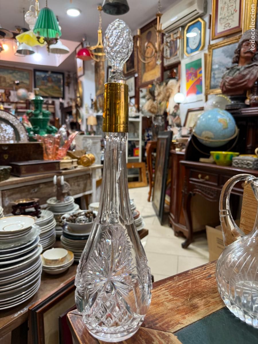 Antig&uuml;edades: FANTASTICA BOTELLA DE CRISTAL TALLADO - MEDIDA TOTAL 37 CM