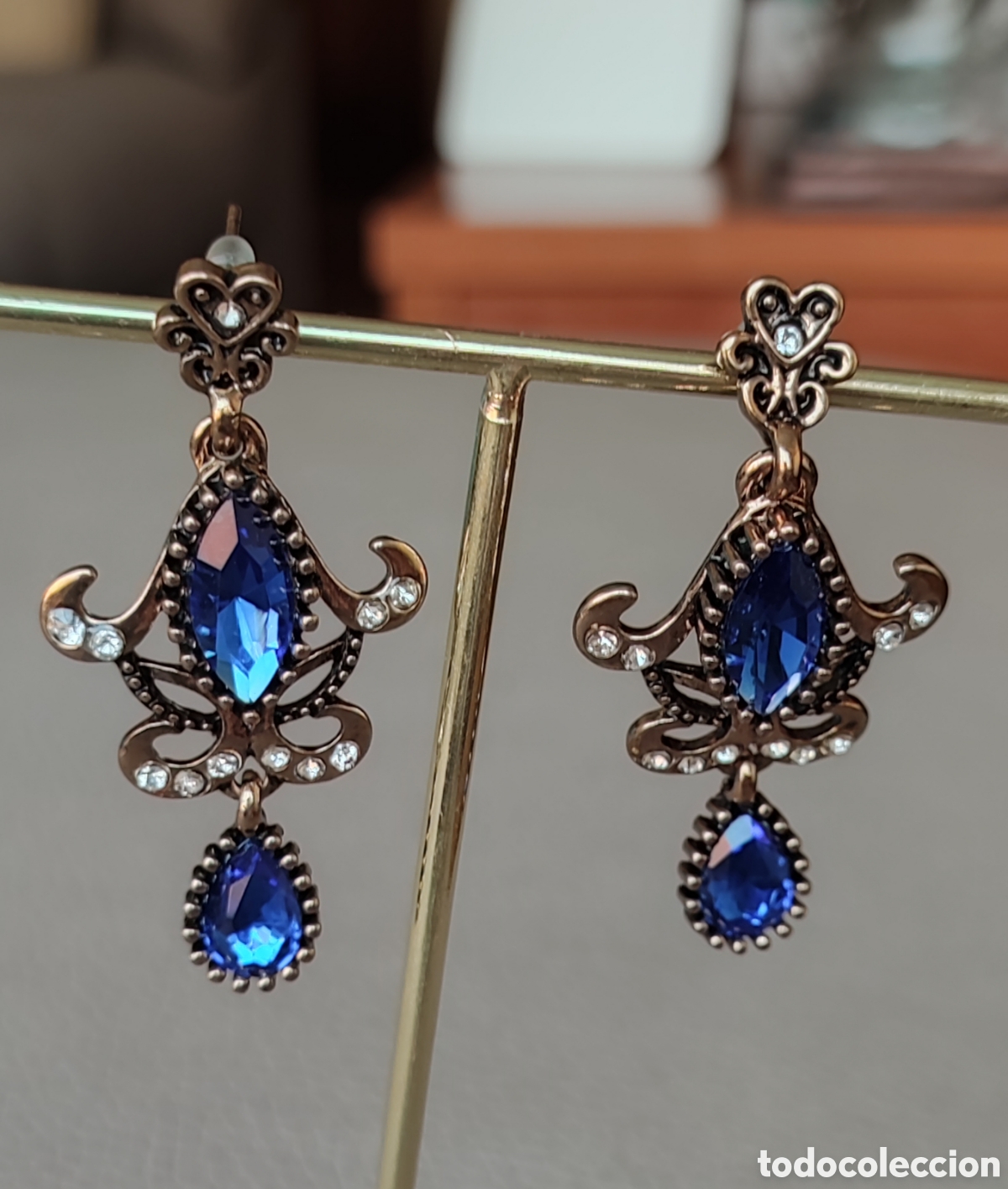 Antig&uuml;edades: Pendientes antiguos azules largos