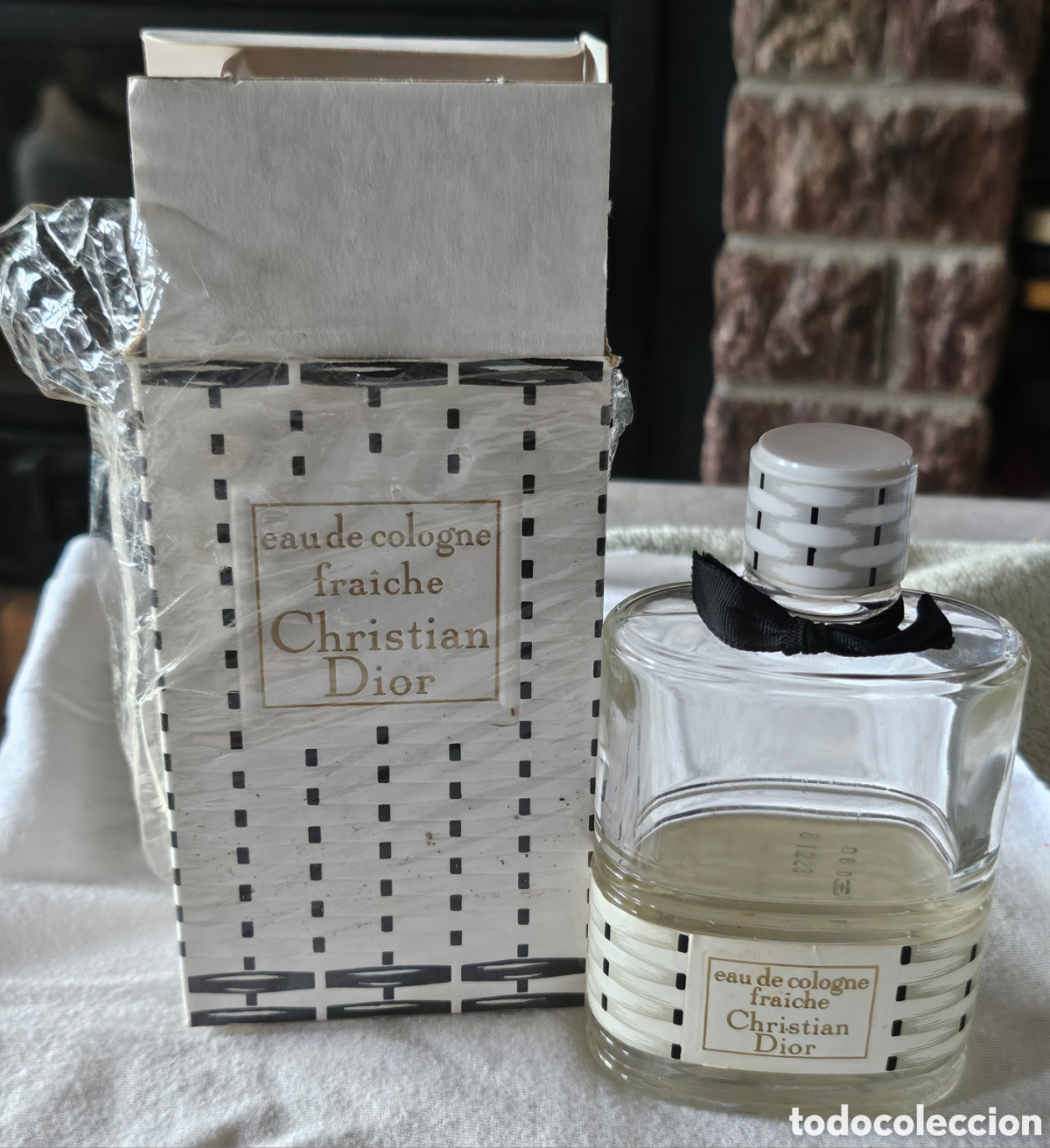 Antig&uuml;edades: Frasco vac&iacute;o Christian Dior Eau de Cologne Fra&icirc;che + Caja Vintage