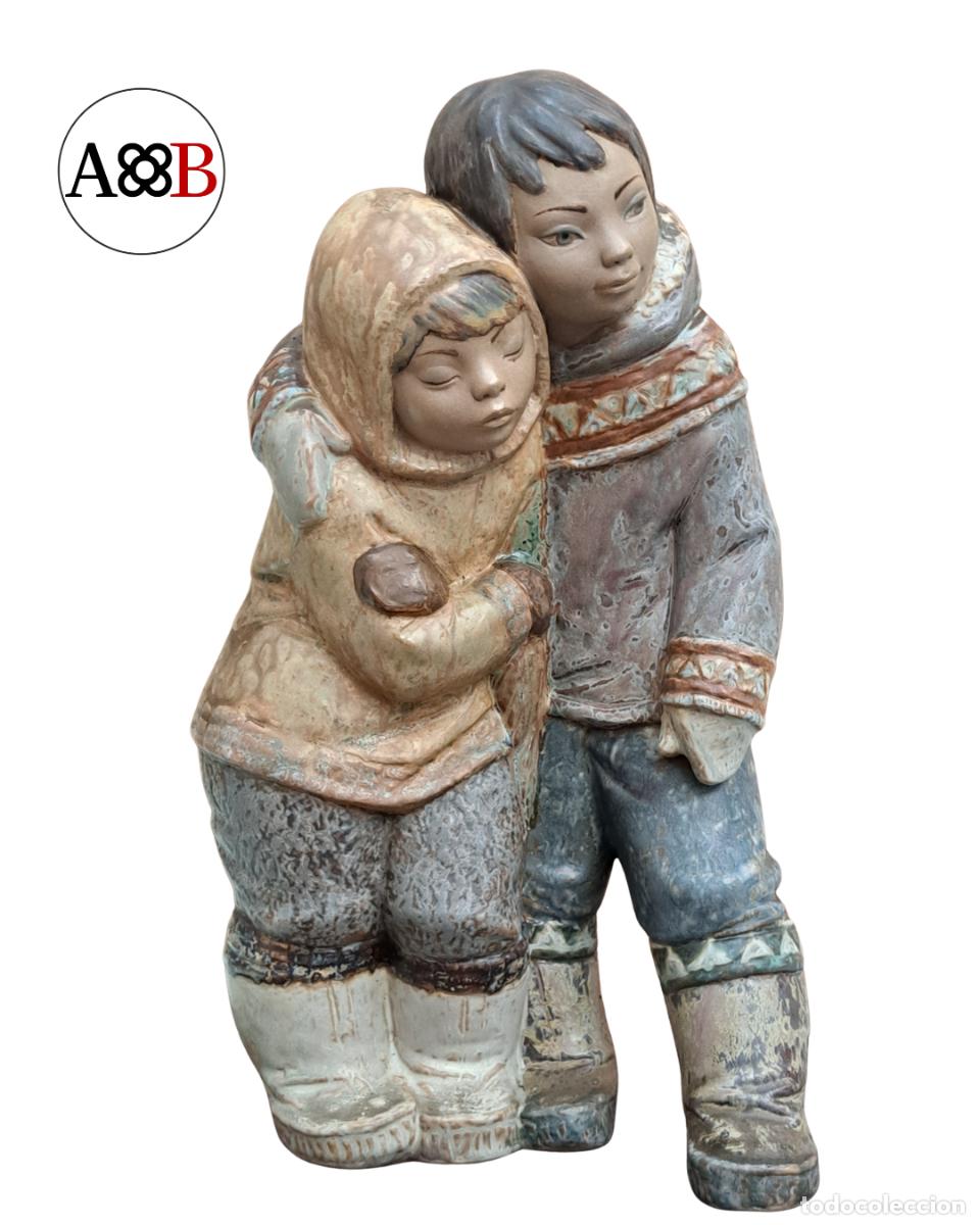 Antiques: Figura Lladr&oacute; gres ni&ntilde;os esquimales inuit abrazados Juan Huerta a&ntilde;os 70 porcelana