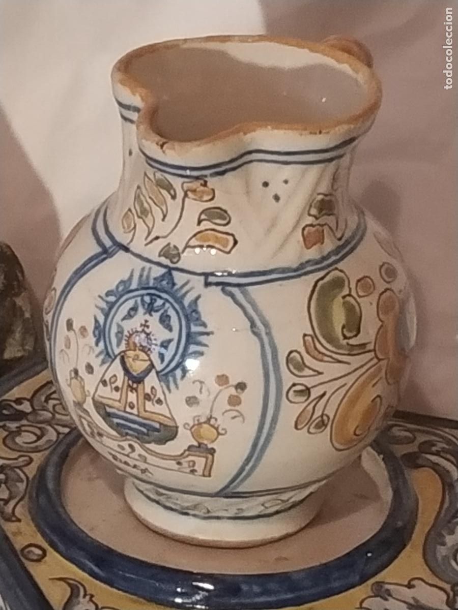 Antig&uuml;edades: Jarra Talavera (Toledo) Niveiro con la Virgen del Prado