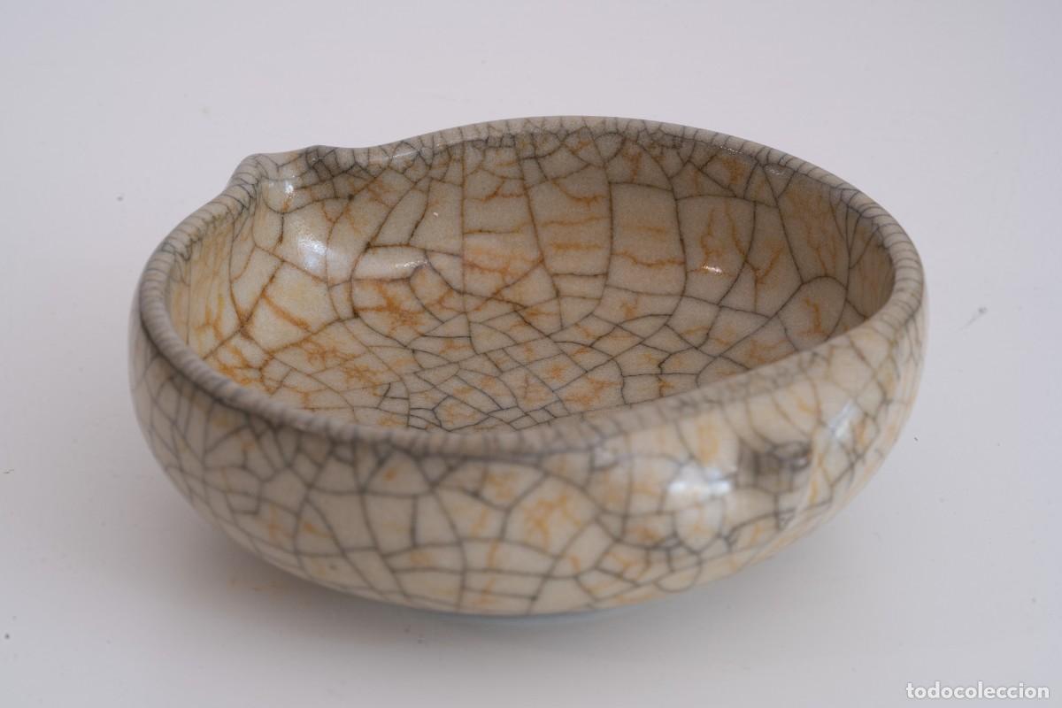 Antig&uuml;edades: (1127-1368 d. C.)Lavatrazos de porcelana del horno Ge (Geyao), per&iacute;odo Song-Yuan, China