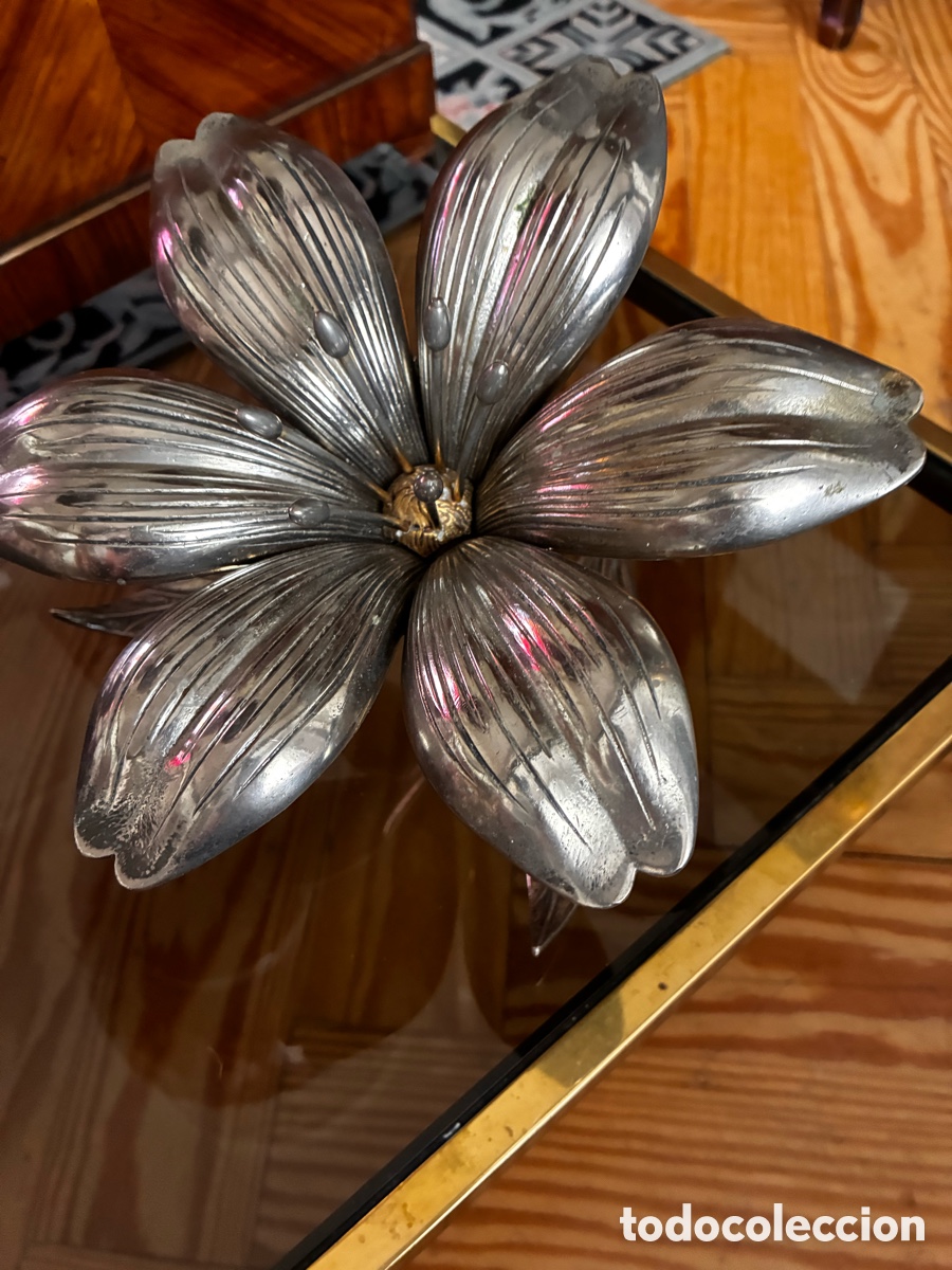 Antig&uuml;edades: Cenicero flor S agudo patent