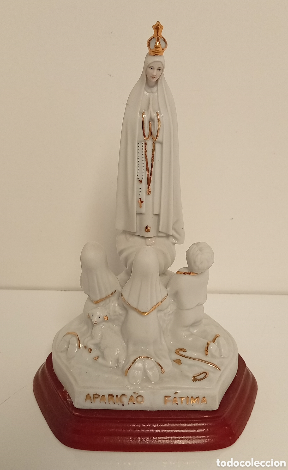 Antig&uuml;edades: FIGURA DE LA VIRGEN DE FATIMA EN PORCELANA
