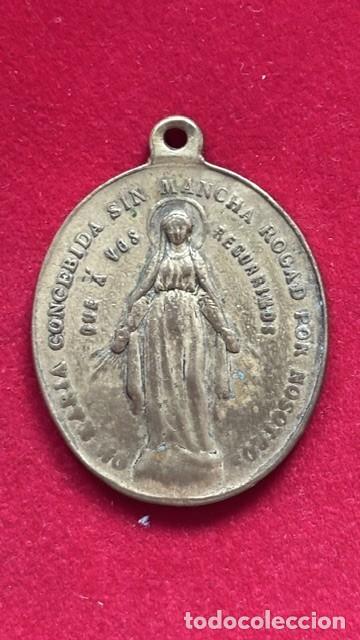 Antig&uuml;edades: Medalla Virgen Milagrosa, Inmaculada Concepci&oacute;n, 4,5x3,5 cm y 22,5 grs