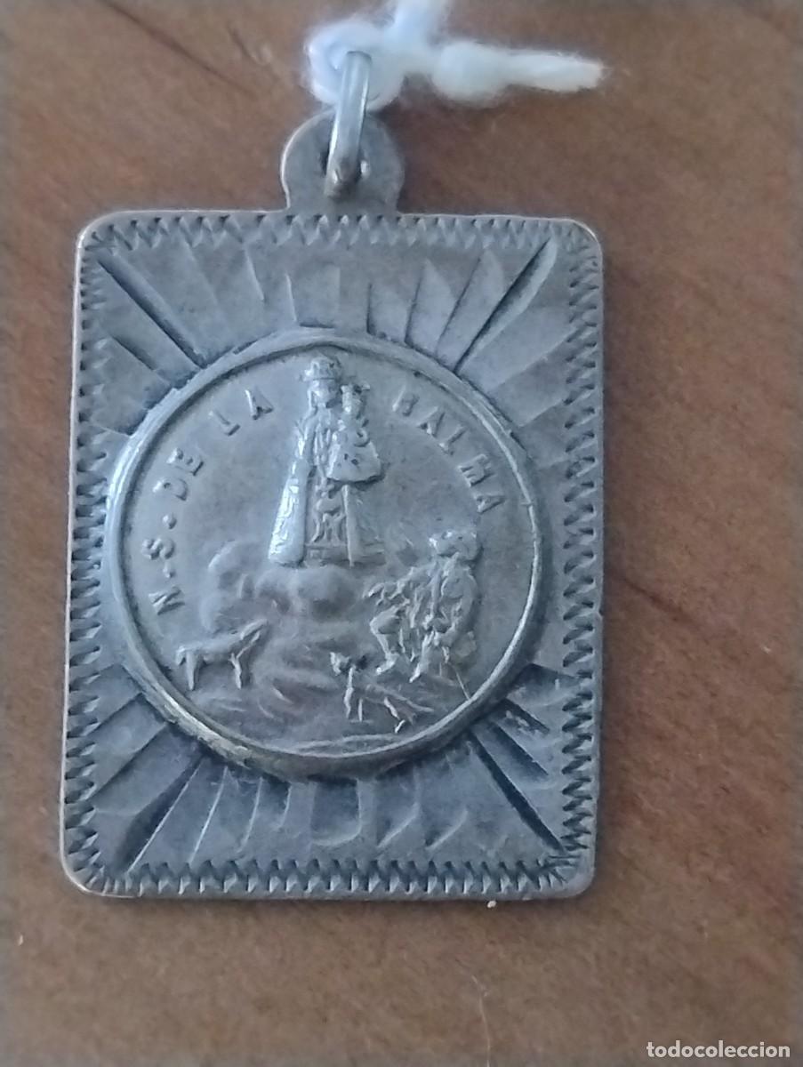 Antig&uuml;edades: Antigua medalla religiosa Nuestra Se&ntilde;ora de la Balma. Castell&oacute;n.