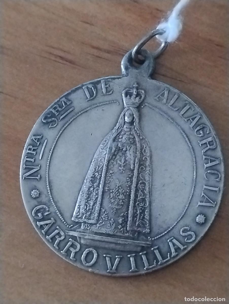 Antig&uuml;edades: Antigua medalla religiosa Garrovillas C&aacute;ceres. 1922 Nuestra Se&ntilde;ora de Altagracia Santuario Plata ??