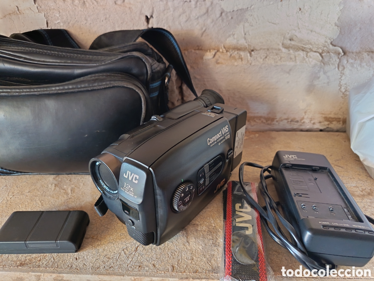 Antig&uuml;edades: Videoc&aacute;mara JVC vintage