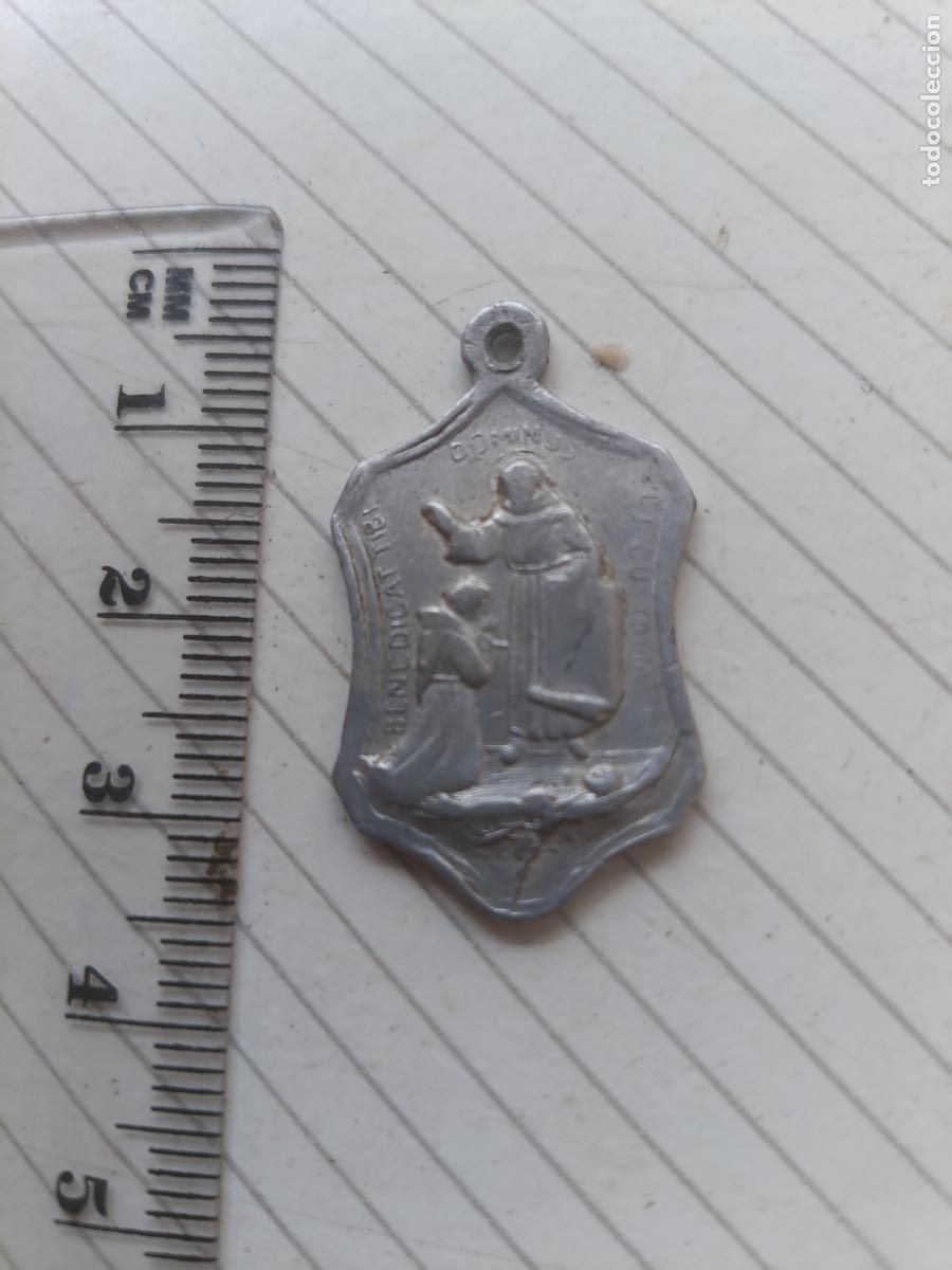 Antig&uuml;edades: Medalla antigua religiosa