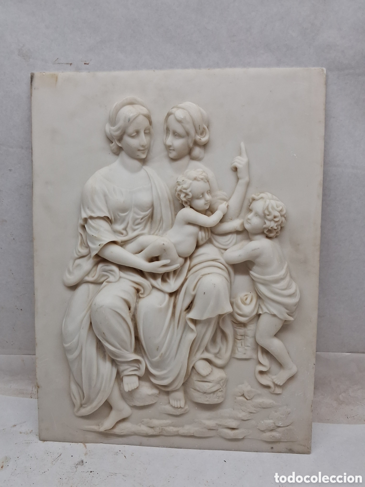 Antiguidades: virgen de la silla. altorrelieve