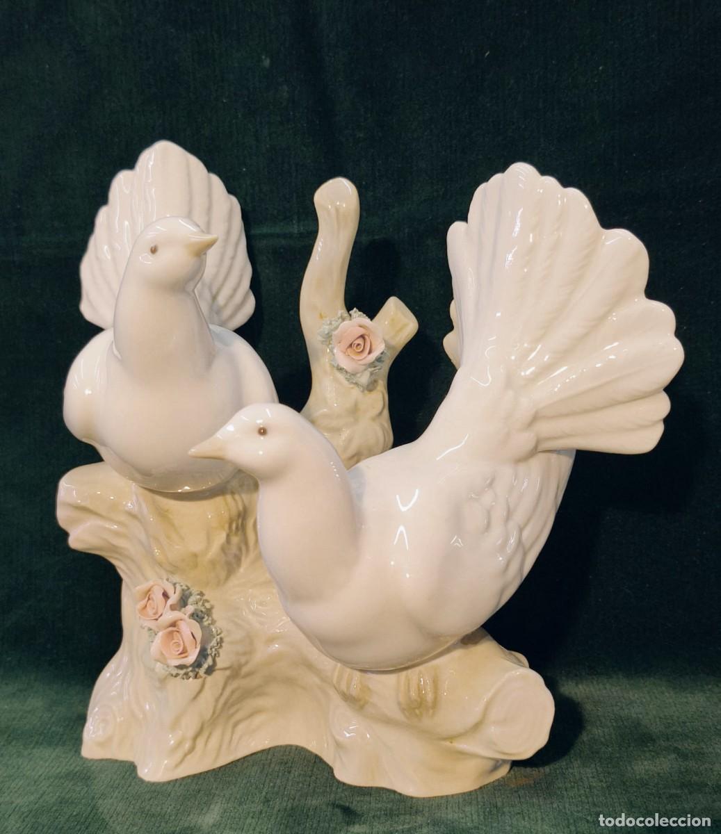 Antig&uuml;edades: Centro de porcelana pintado a mano