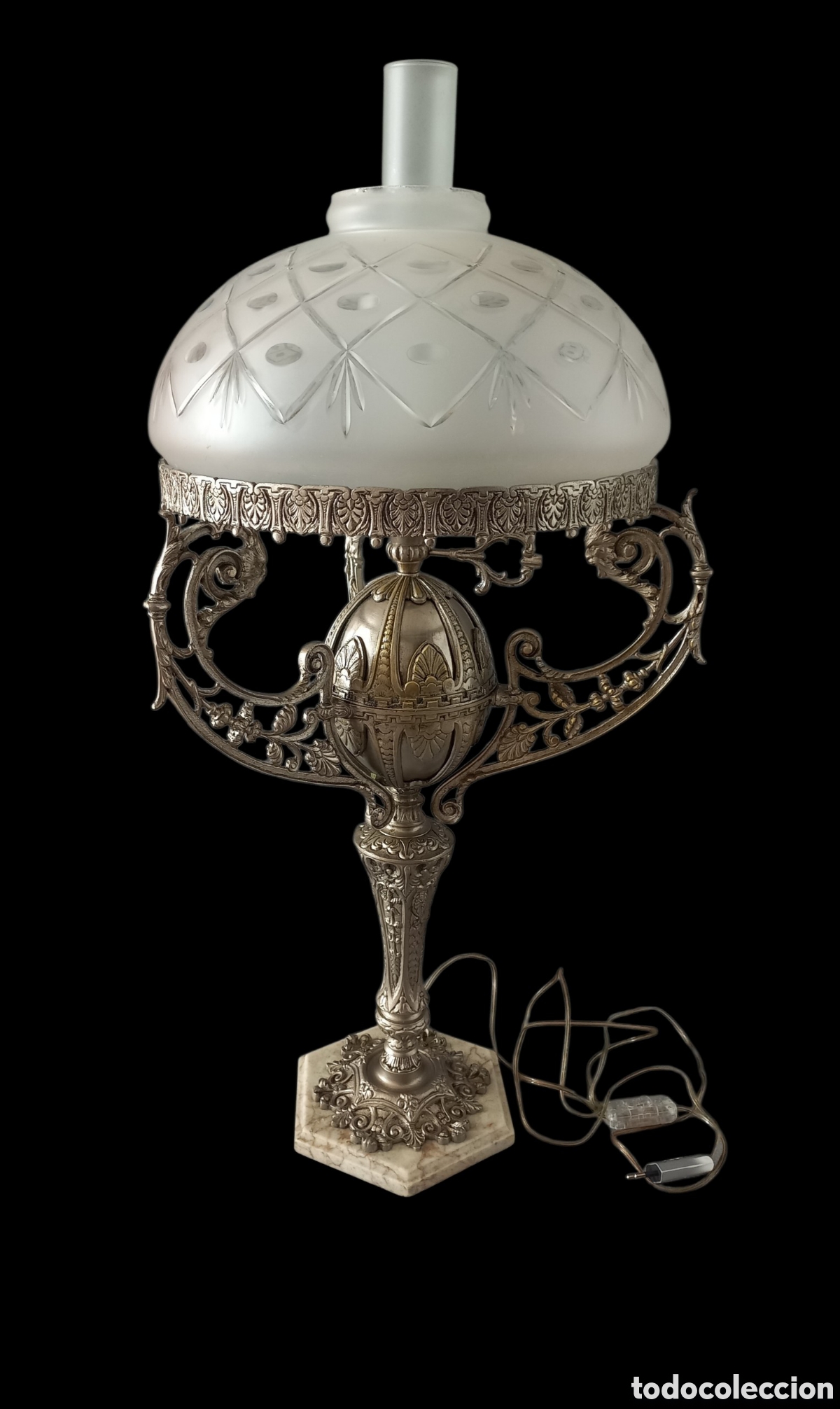 Antiquit&auml;ten: Gran lampara de mesa quinque