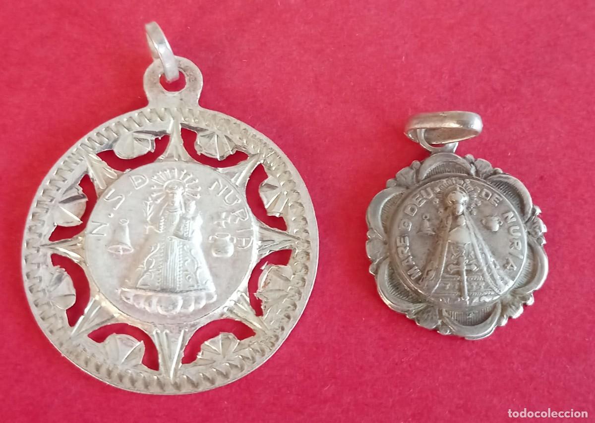 Antig&uuml;edades: Dos Medallad Antiguas Virgen de Nuria en Plata.