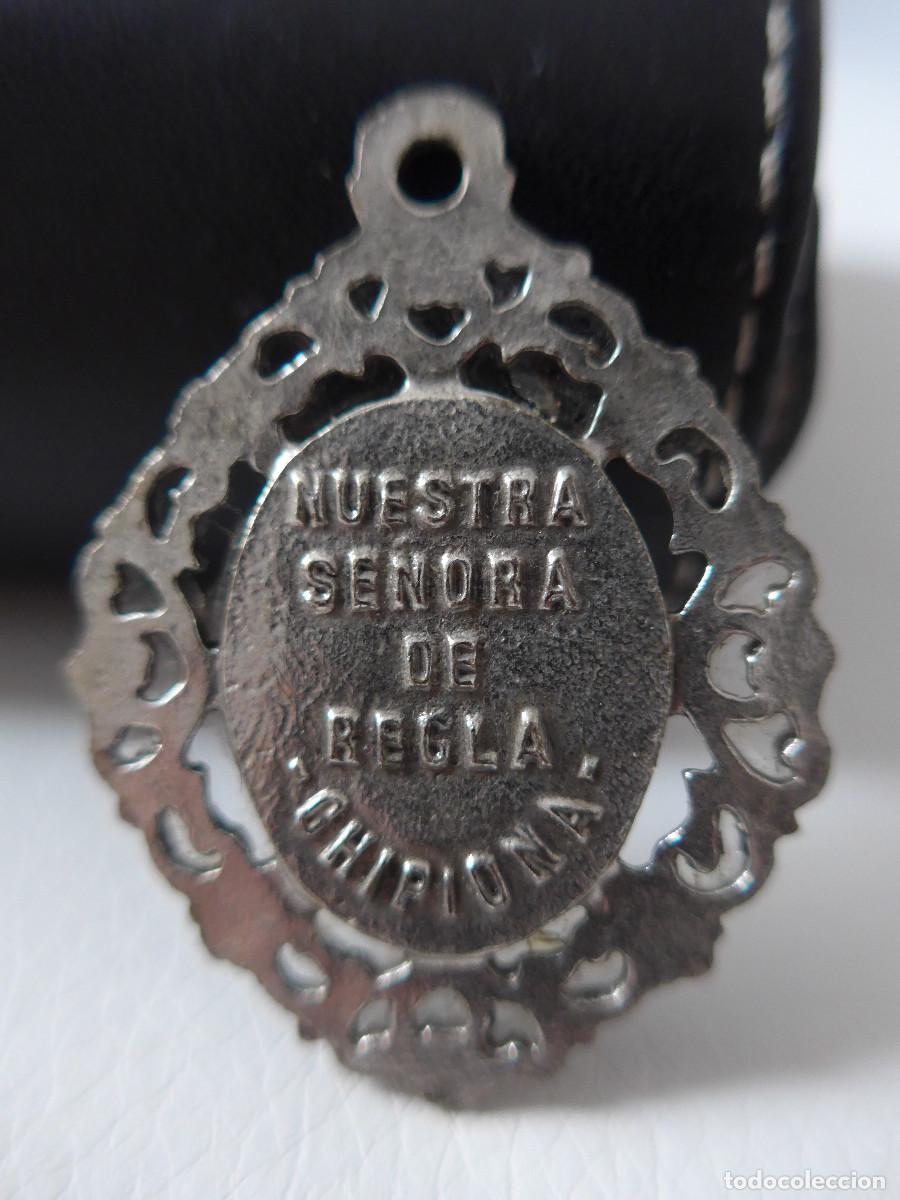 Antig&uuml;edades: MEDALLA CALADA DE NUESTRA SE&Ntilde;ORA DE REGLA CHIPIONA - Foto 2