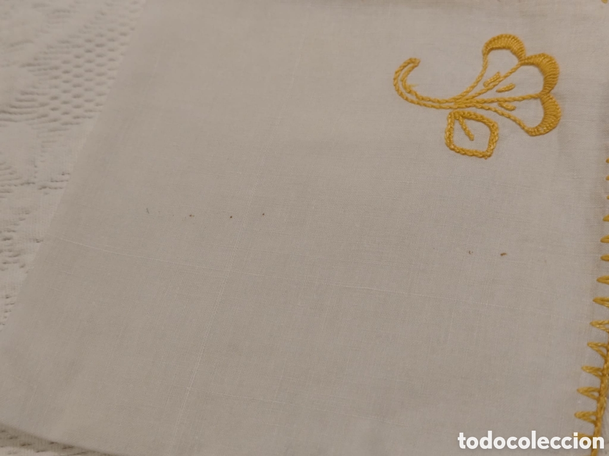 Antig&uuml;edades: 10 servilletas lino bordadas a mano - Foto 10
