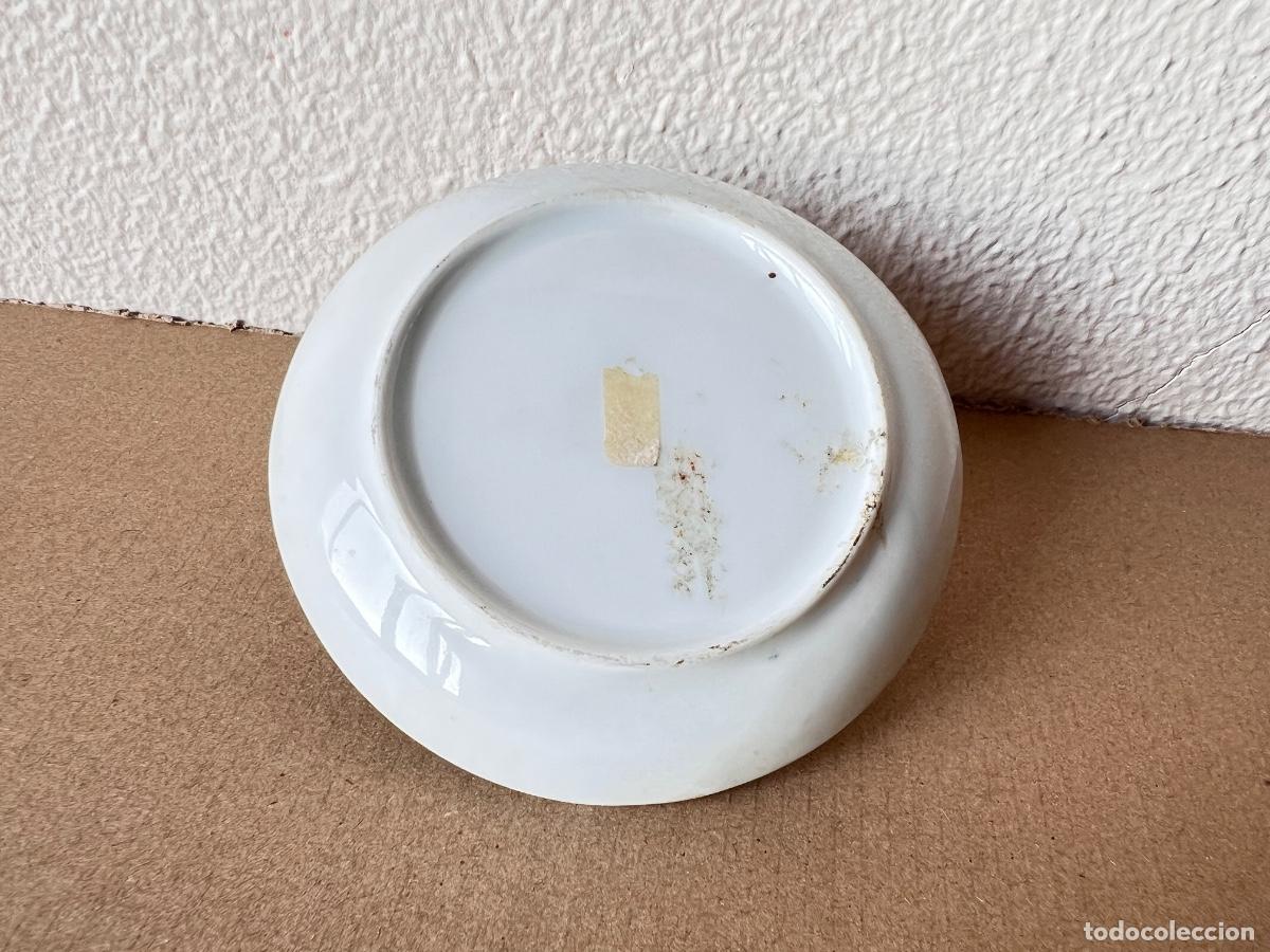Antig&uuml;edades: Dos platitos 14 y 10 cm - Foto 6