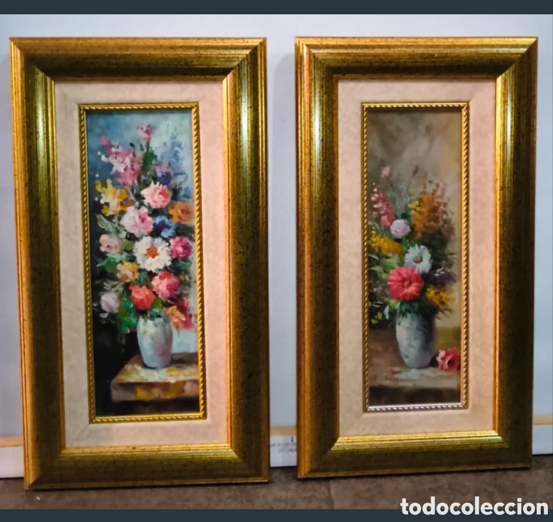 Antig&uuml;edades: Juego de 2 Pinturas Florales Marco Dorado