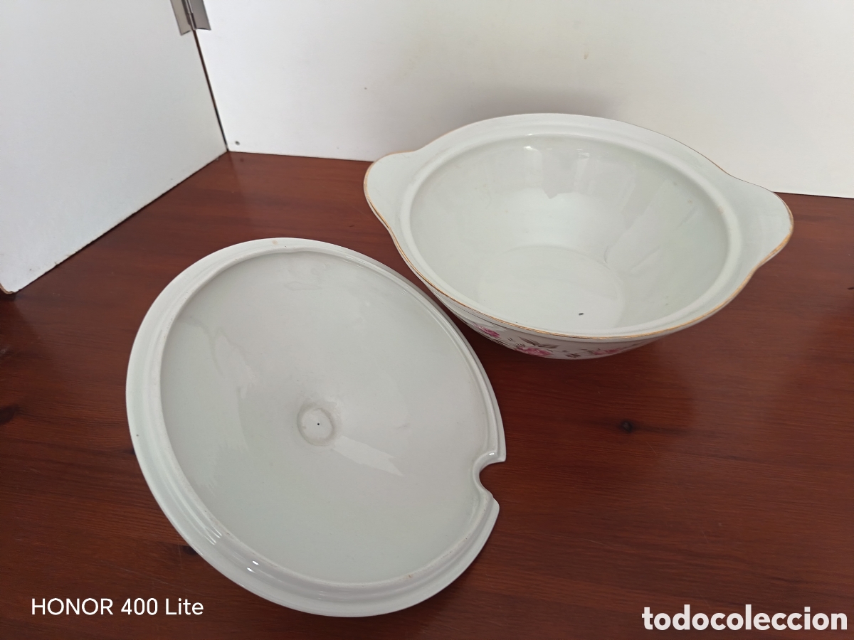 Antig&uuml;edades: Sopera con tapa de porcelana - Foto 5