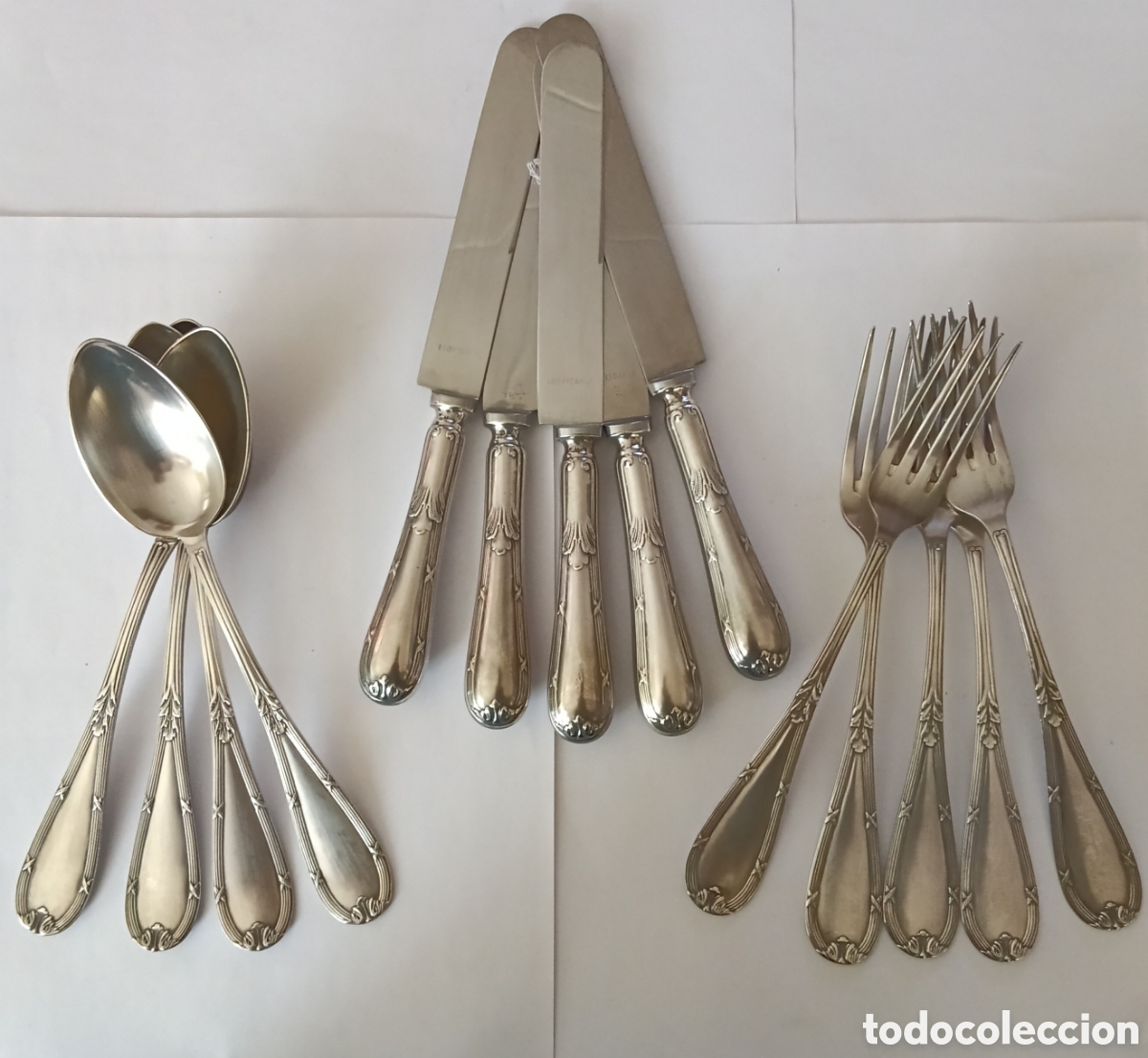 Antig&uuml;edades: Lote Cubiertos de Plata Sellada