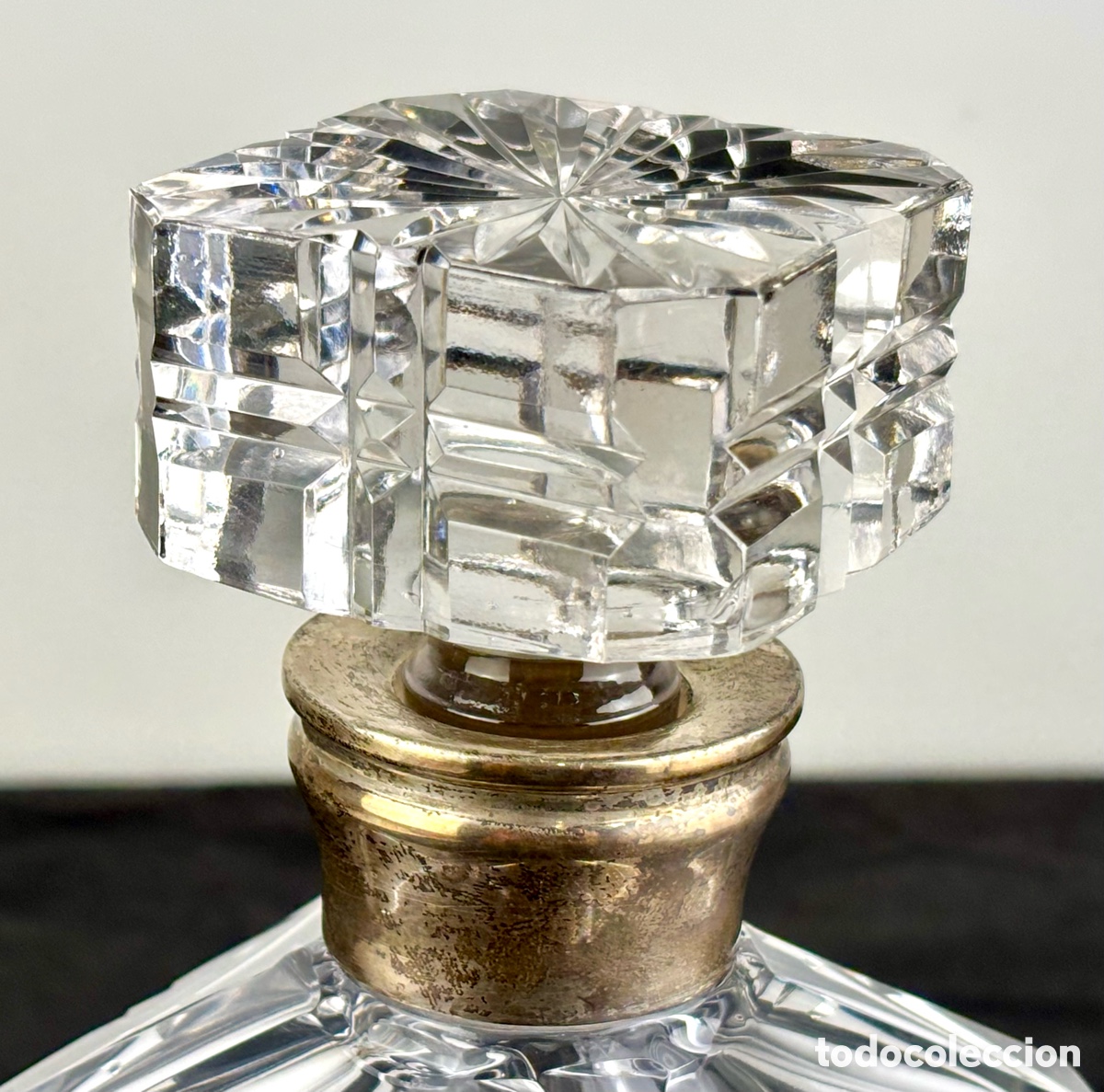 Antig&uuml;edades: BOTELLA LICORERA DE CRISTAL TALLADO Y PLATA - Foto 3