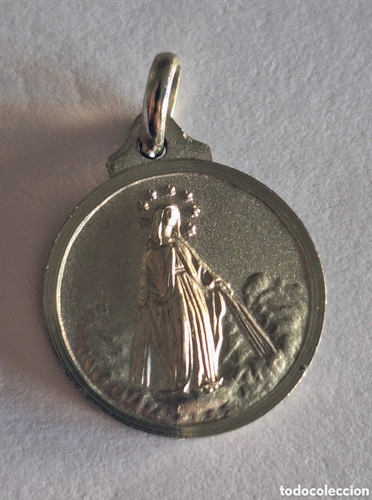 Antig&uuml;edades: Medalla metalica de la Virgen de la Milagrosa