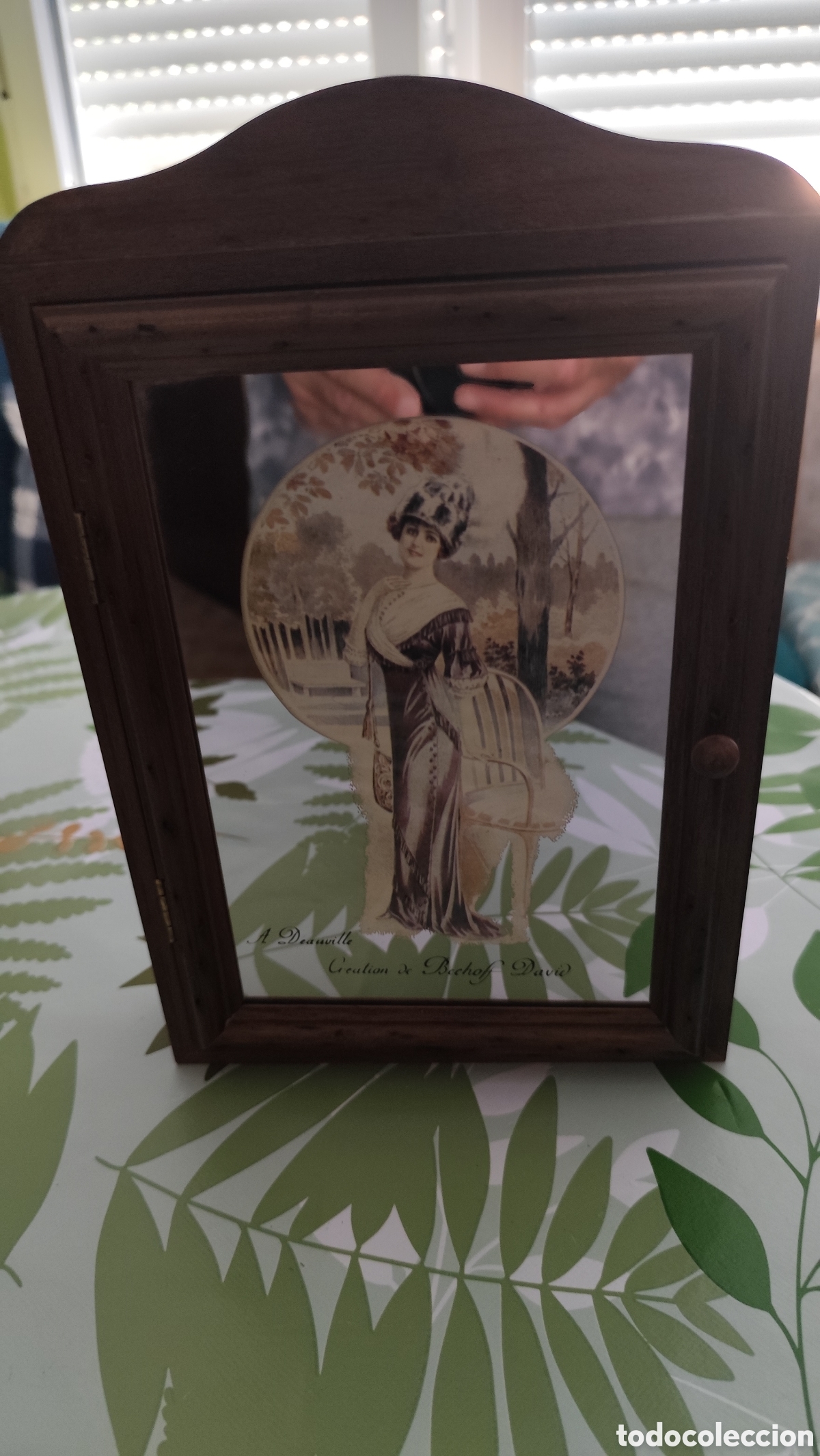 Antig&uuml;edades: Portallaves vintage madera y espejo franc&eacute;s