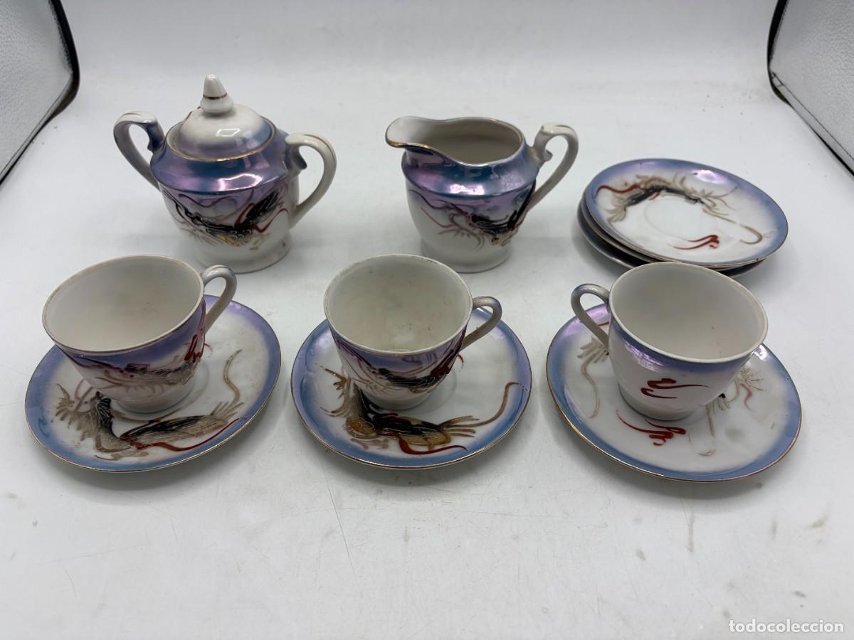 Antiques: JUEGO DE CAF&Eacute; JAPON&Eacute;S DE PORCELANA IRISADA CON DRAGONES &ndash; 3 TAZAS, 5 PLATOS, LECHERA Y AZUCARERO