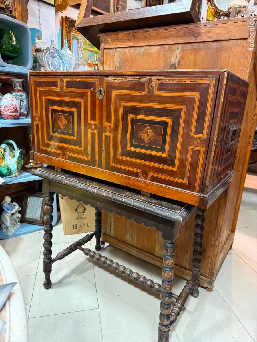 Antig&uuml;edades: PRECIOSO MUEBLE BARGUE&Ntilde;O SIGLO XVIII REALIZADO EN TARACEA - MEDIDA 84X40X40 CM