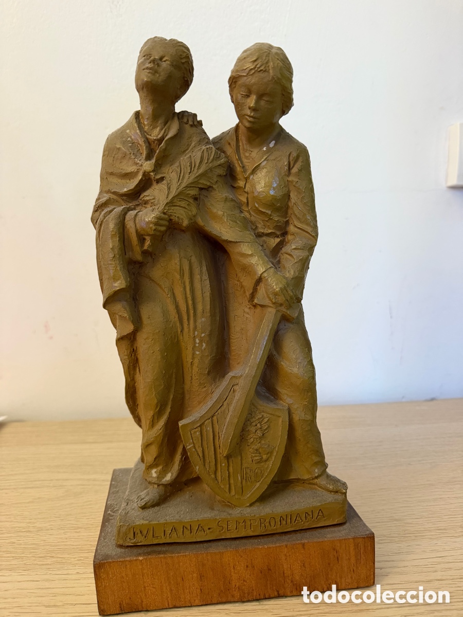 Antig&uuml;edades: Escultura resina Santas de Matar&oacute; J. Bofill
