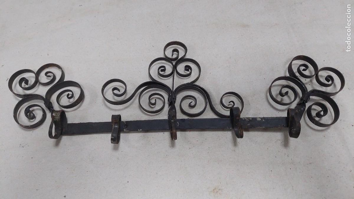 Antig&uuml;edades: Antigua espetera de hierro