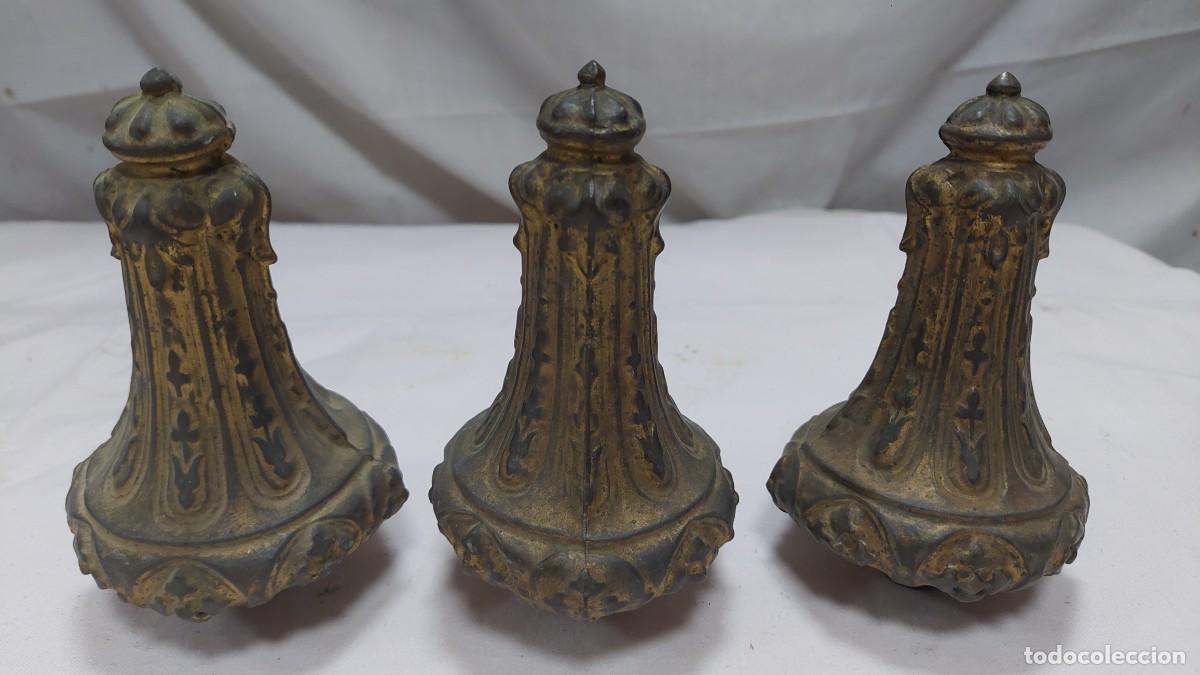 Antig&uuml;edades: Tres antiguas Pirindolas de bronce para restauraci&oacute;n