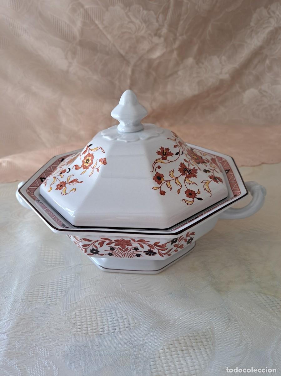 Antig&uuml;edades: Preciosa legumbrera de porcelana WEDGWOOD KASHMAR