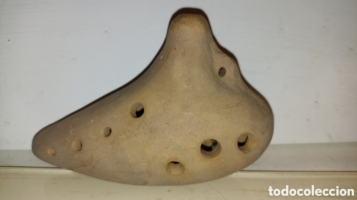 Antig&uuml;edades: Ocarina Antigua de Barro Cocido 10 Agujeros - Flauta / Silbato Artesanal Cer&aacute;mica