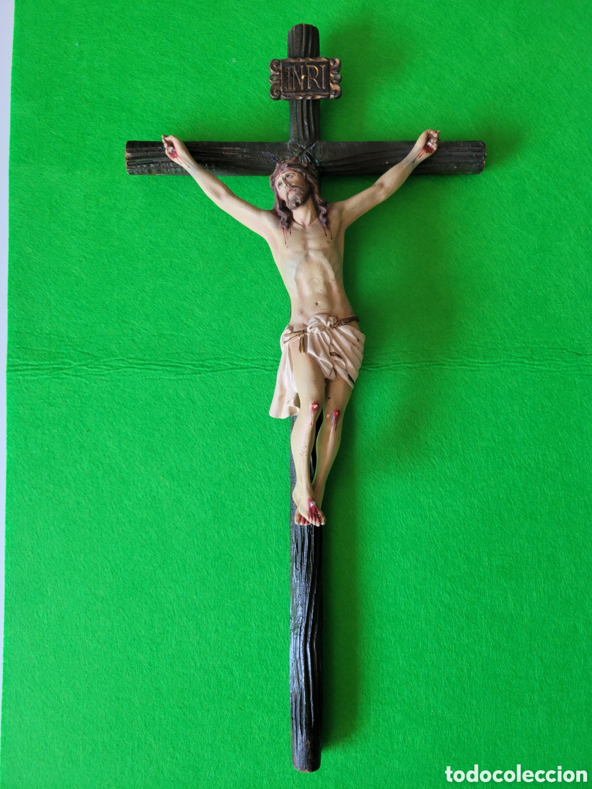 Antig&uuml;edades: CRUCIFICADO EN ESTUCO POSIBLE TALLER EL ARTE OLOT
