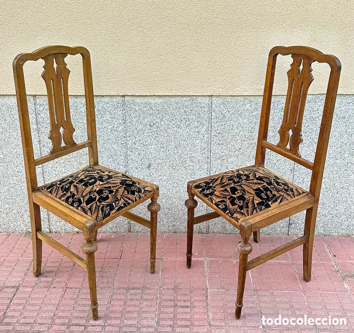 Antig&uuml;edades: Pareja sillas antiguas madera Principios siglo XX.