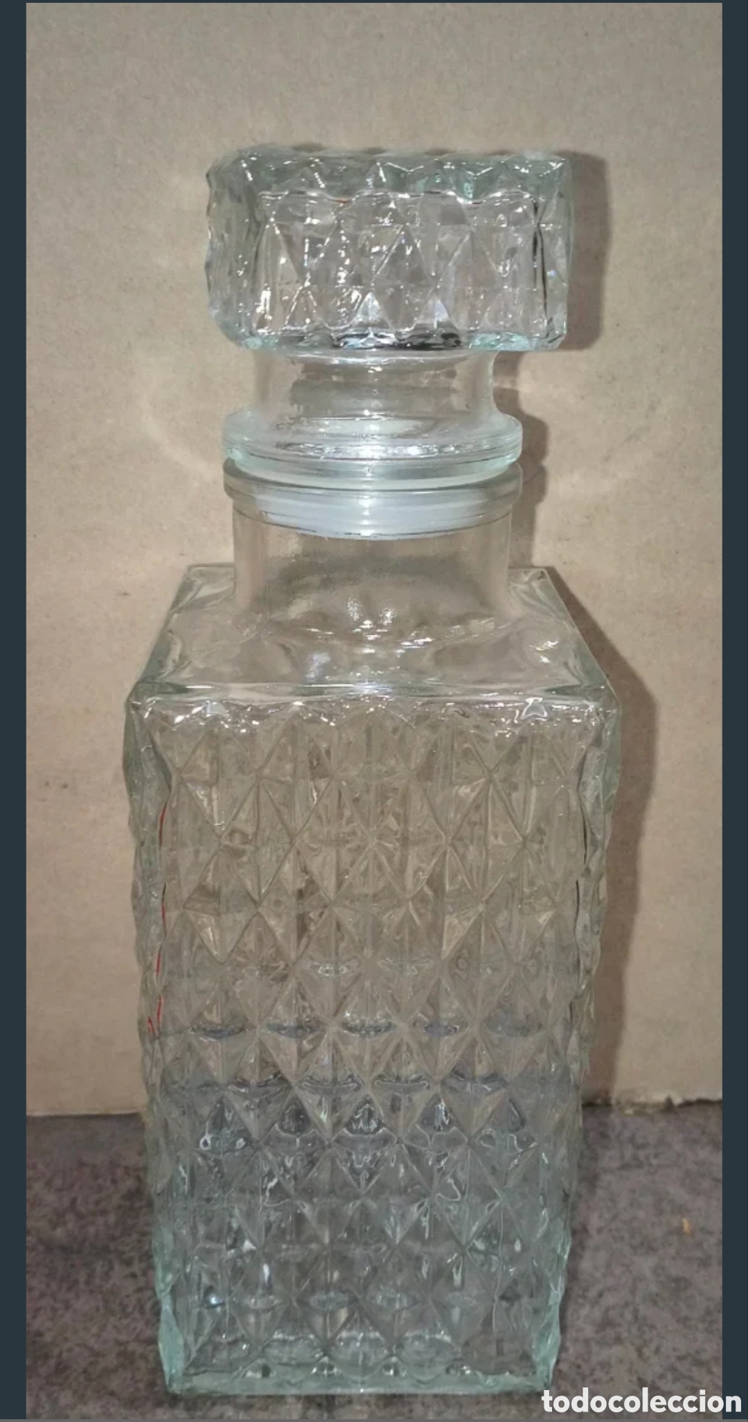 Antig&uuml;edades: Botella Licorera Cristal Tallado Con Tapon Vintage