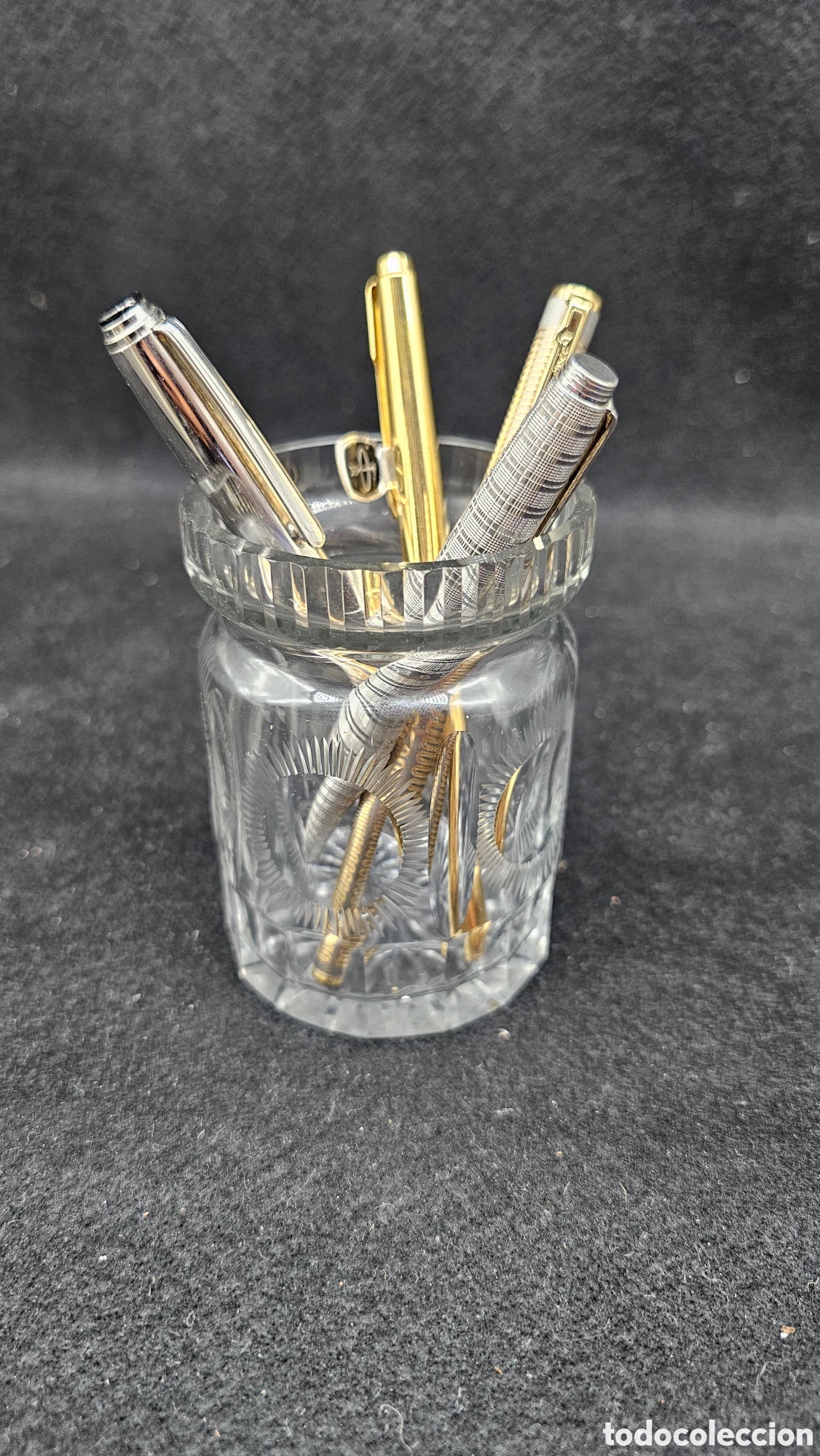 Antig&uuml;edades: Antiguo lapicero de cristal tallado a mano